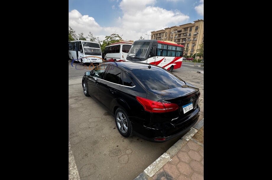 Focus Ford Black
