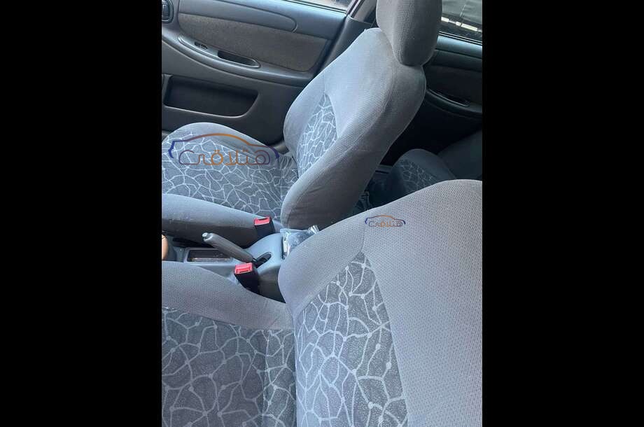 Lanos Chevrolet احمر غامق