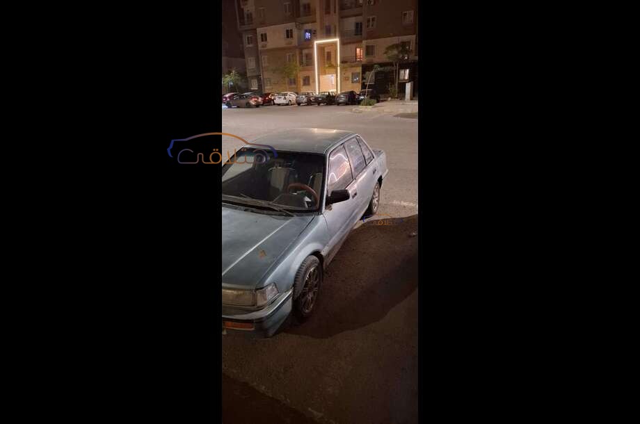 Civic Honda زيتوني