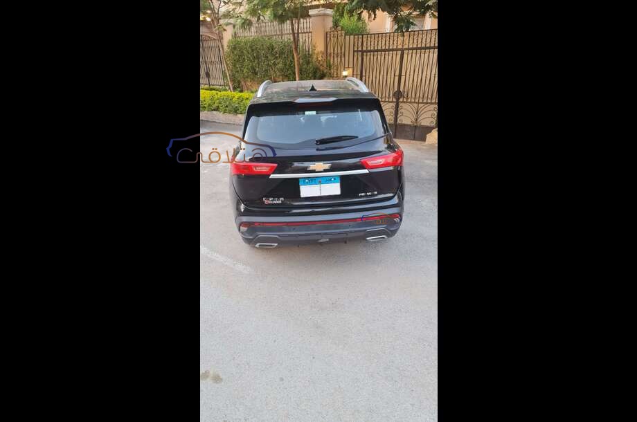 Captiva Chevrolet أسود