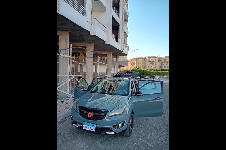 CS 35 Changan رمادي