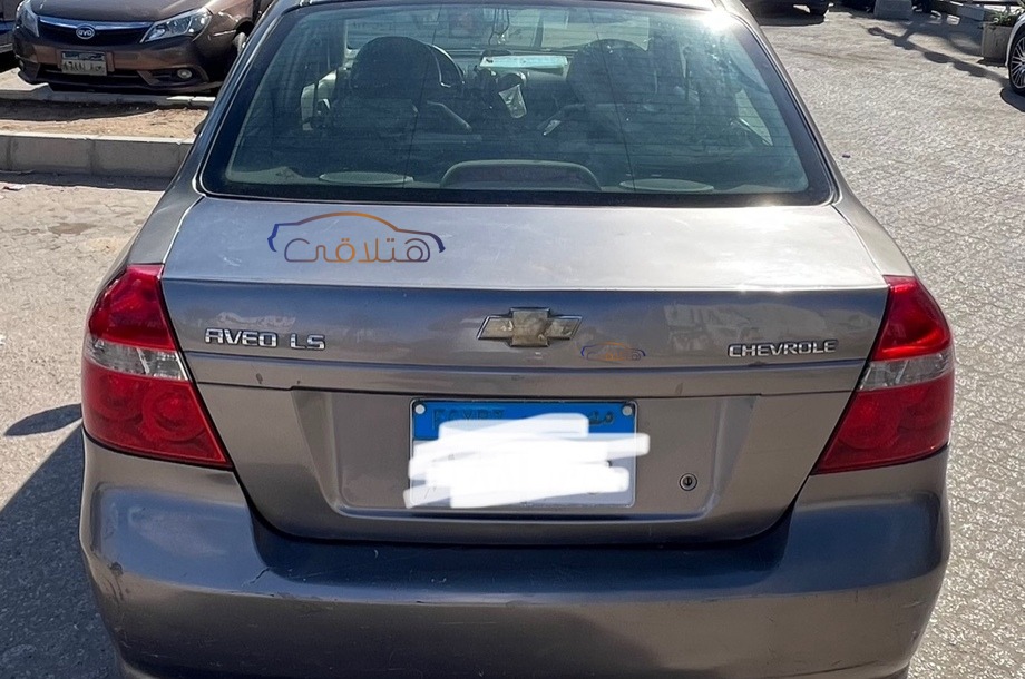 Aveo Chevrolet Dark grey