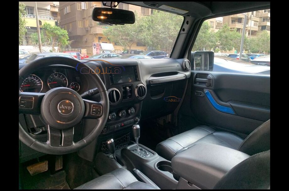 Wrangler Jeep رمادي