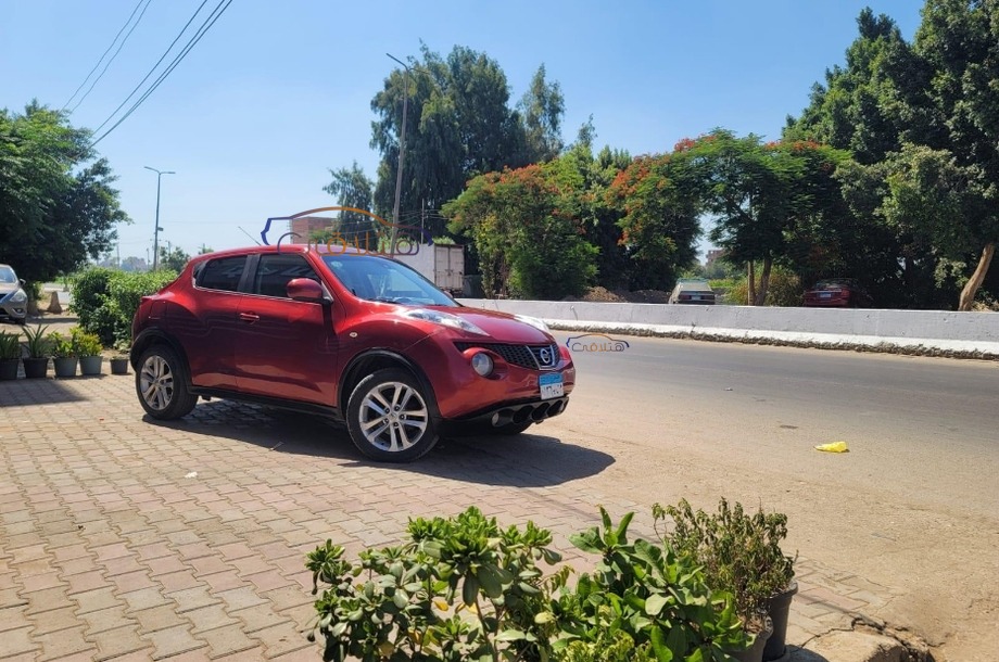 Juke Nissan Red