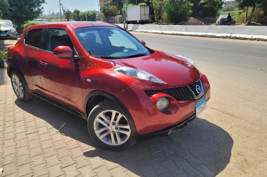 Juke Nissan Red