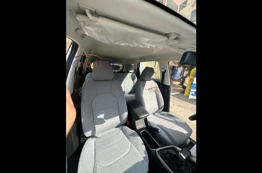 Captiva Chevrolet أبيض