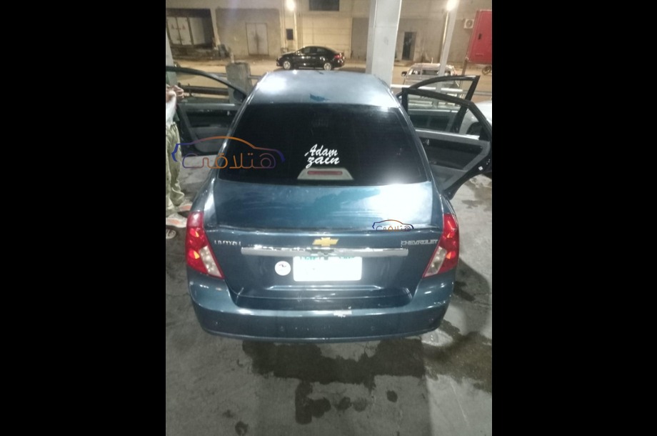 Optra Chevrolet الأزرق الداكن