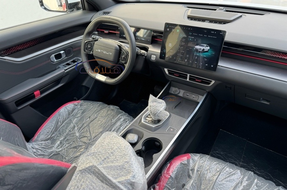 Dashing Jetour White