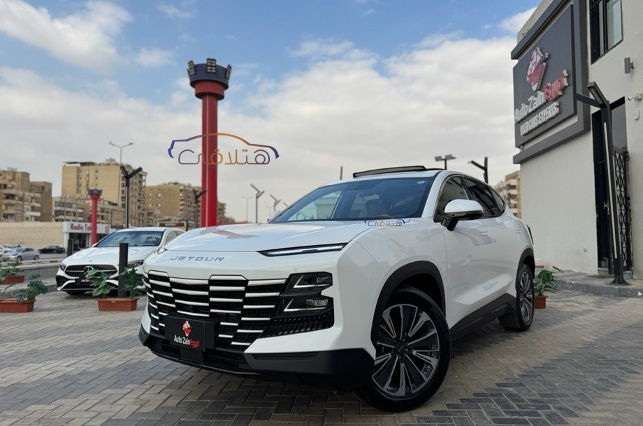 Dashing Jetour White