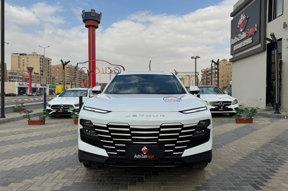 Dashing Jetour White