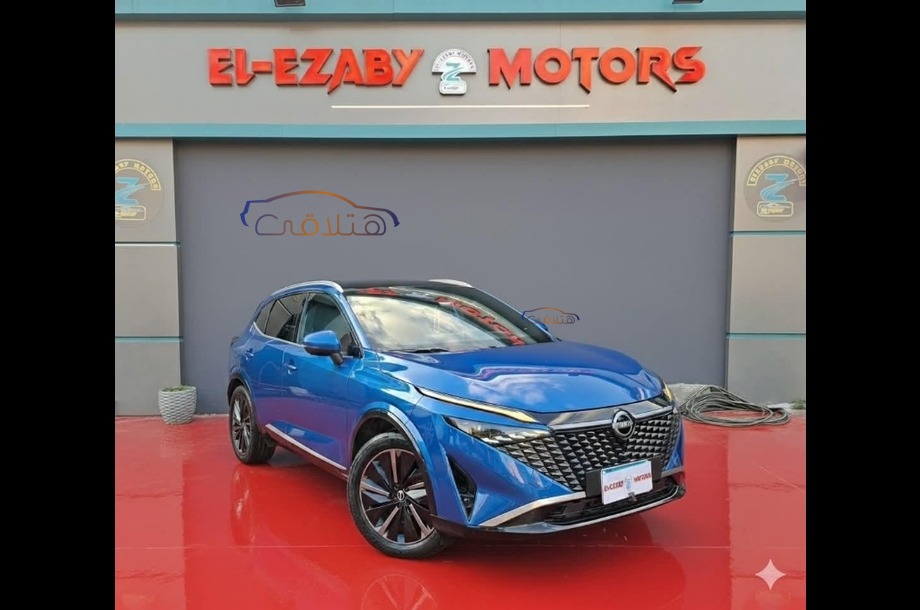 Qashqai Nissan أزرق