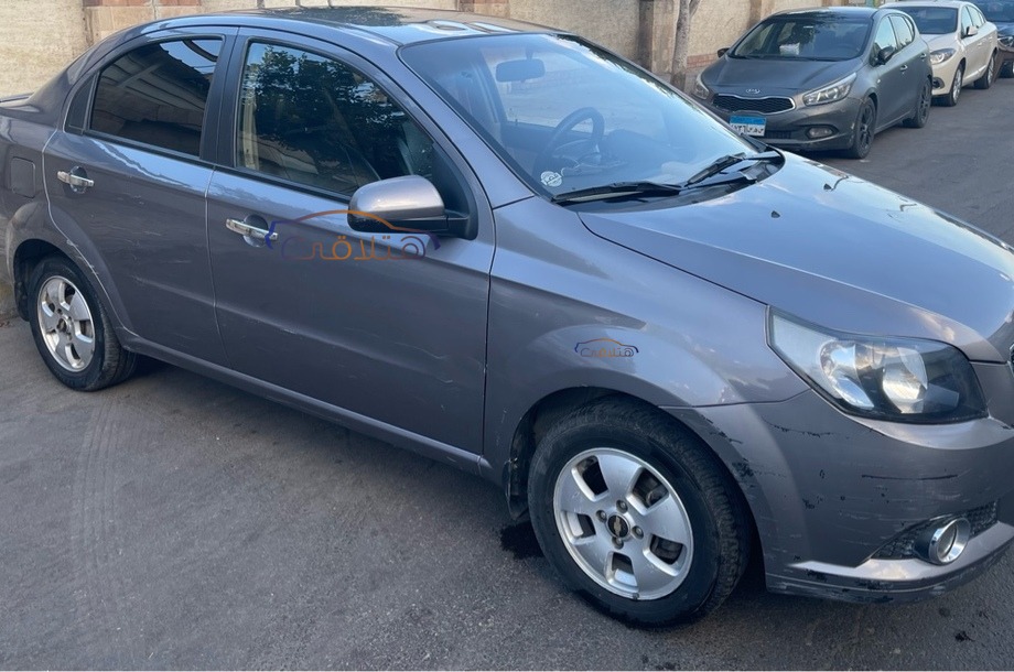 Aveo Chevrolet Gray