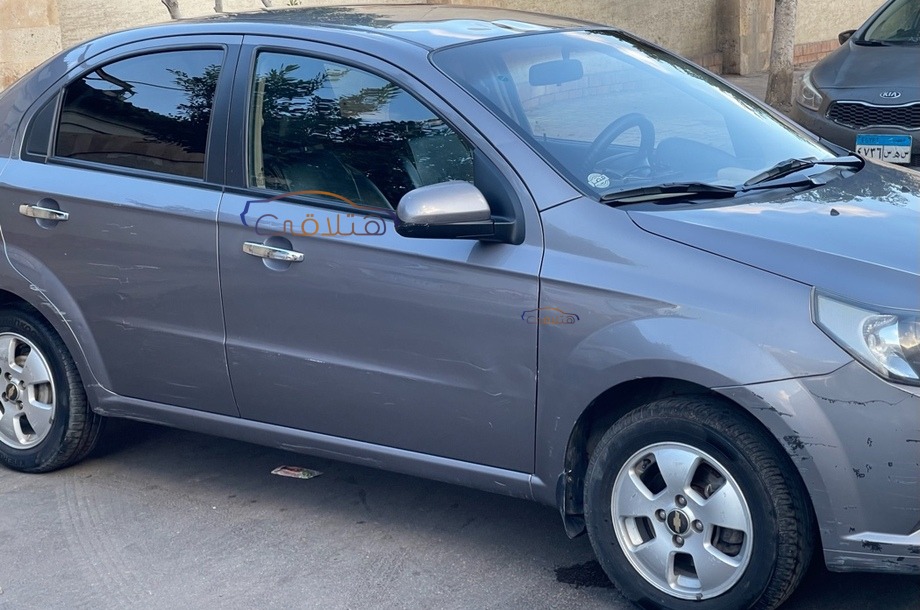 Aveo Chevrolet Gray