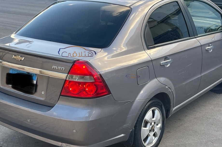Aveo Chevrolet Gray
