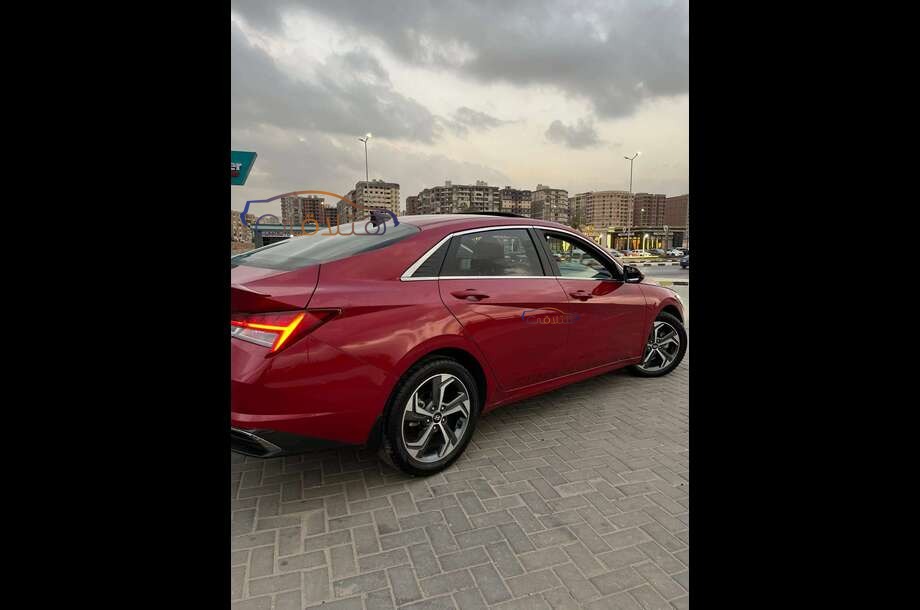 Elantra CN7 Hyundai Red