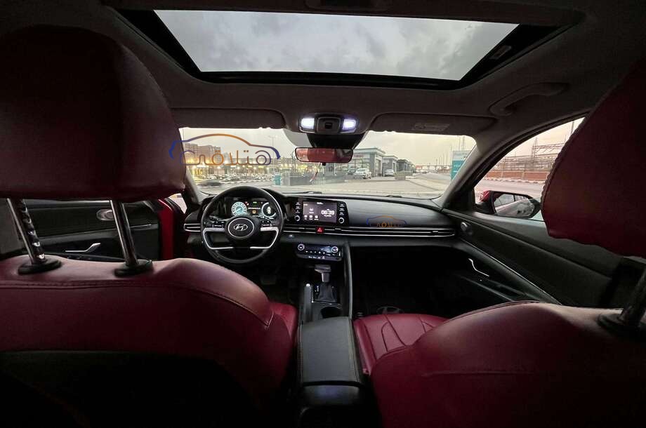 Elantra CN7 Hyundai Red