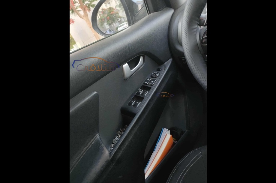 Sportage Kia أسود