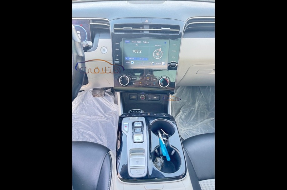Tucson Turbo Hyundai أخضر