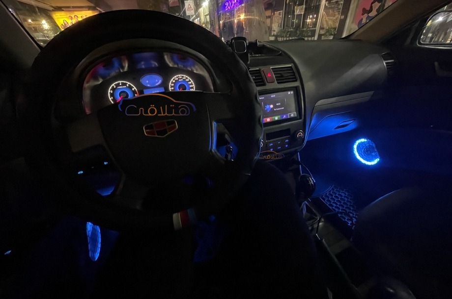 Emgrand 7 Geely رمادي