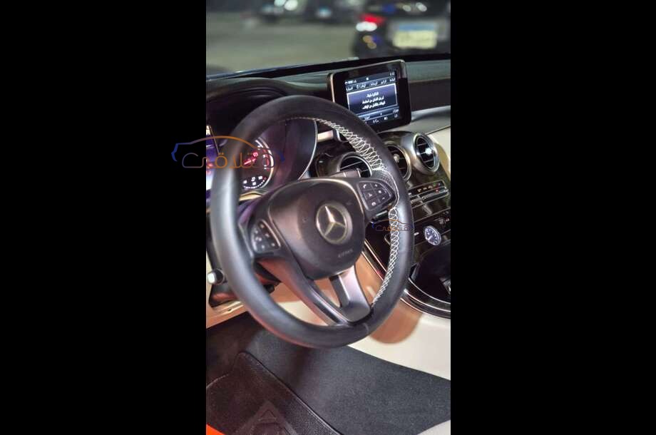 C 180 Mercedes أزرق