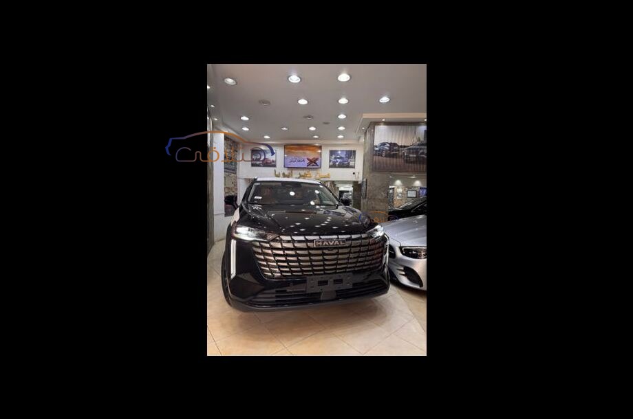 H6 Haval أسود