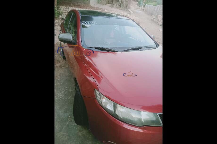 Cerato Kia احمر