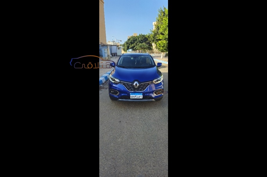 Kadjar Renault أزرق