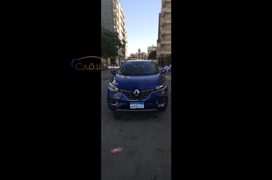 Kadjar Renault أزرق