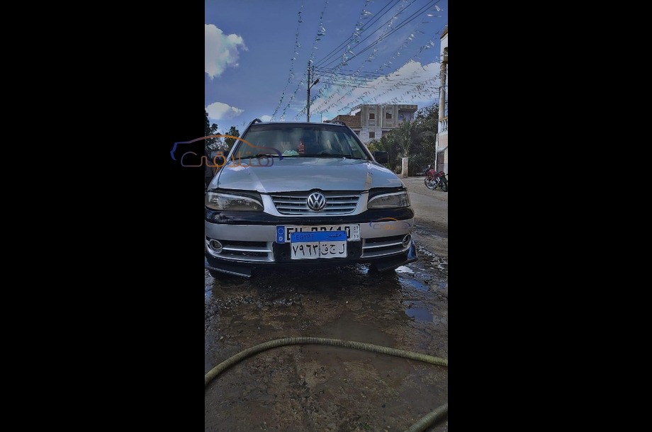 Parati Volkswagen فضي