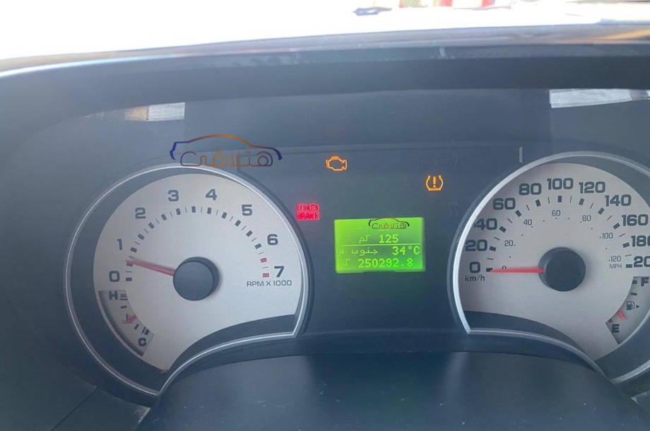 Explorer Ford Silver