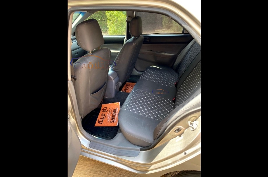 Lancer Puma Mitsubishi فضي