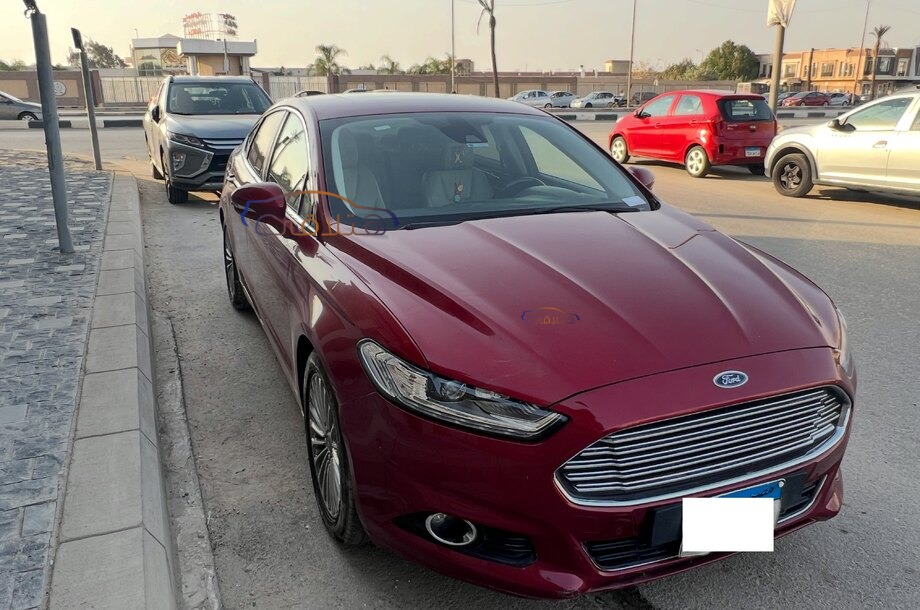 Fusion Ford Red