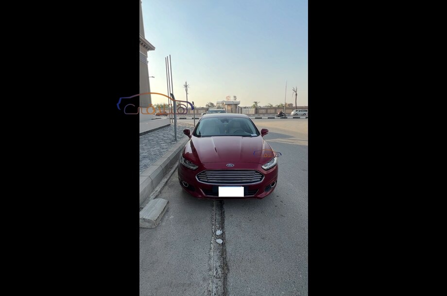 Fusion Ford Red