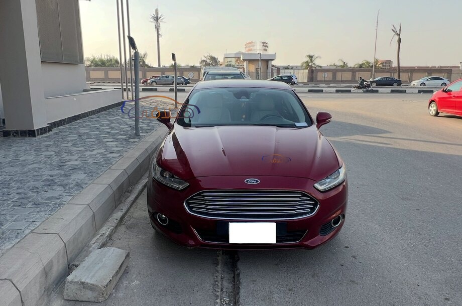 Fusion Ford Red