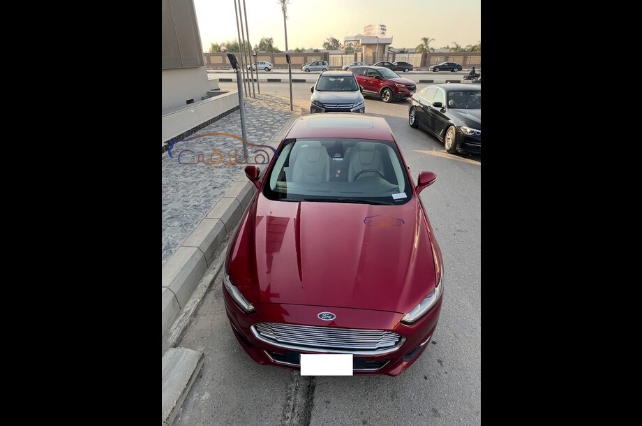 Fusion Ford Red