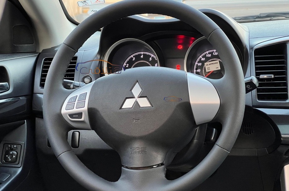 Lancer EX Shark Mitsubishi أسود