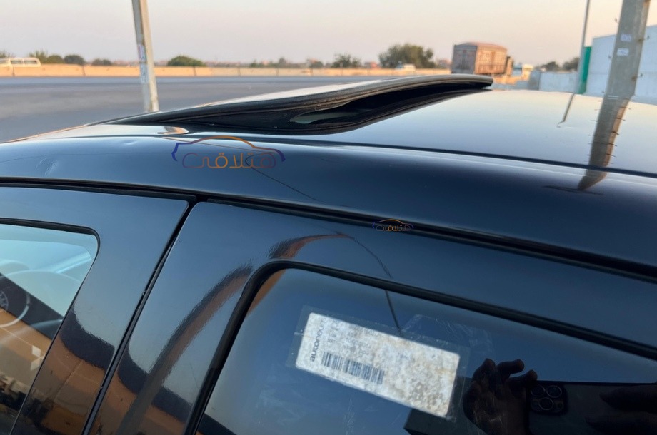 Lancer EX Shark Mitsubishi أسود