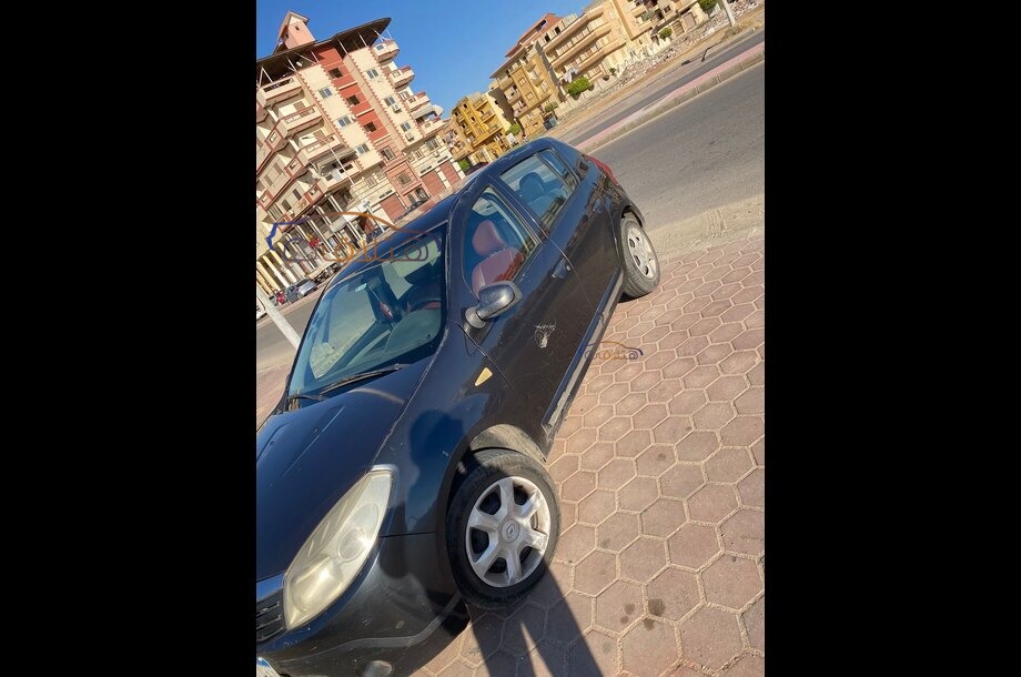 Sandero Renault Black