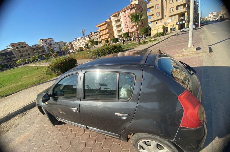 Sandero Renault Black