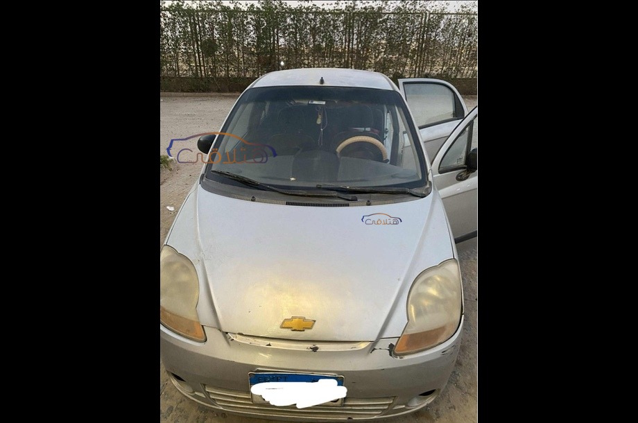 Spark Chevrolet فضي