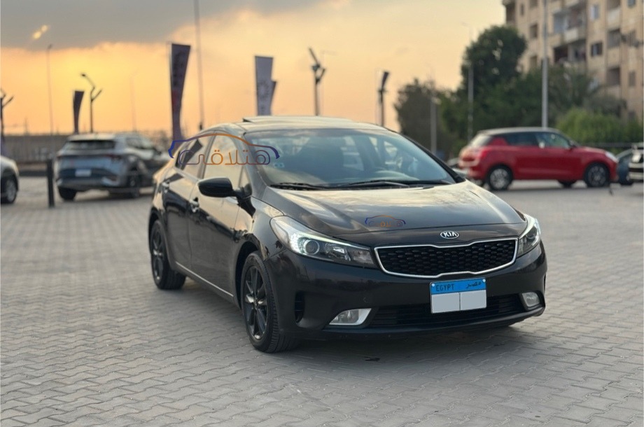 Cerato Kia أسود