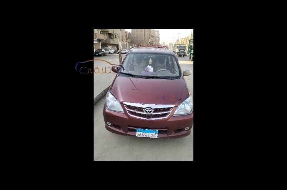 Avanza Toyota احمر غامق