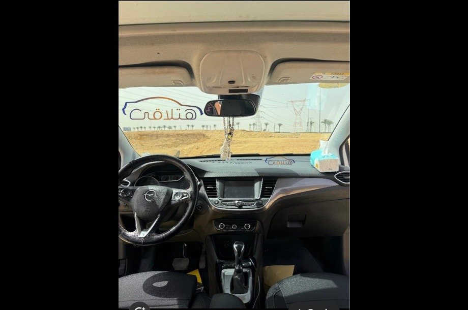 Crossland Opel أبيض