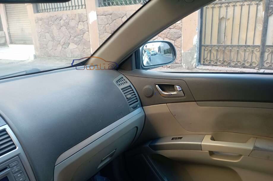 Emgrand 7 Geely فضي