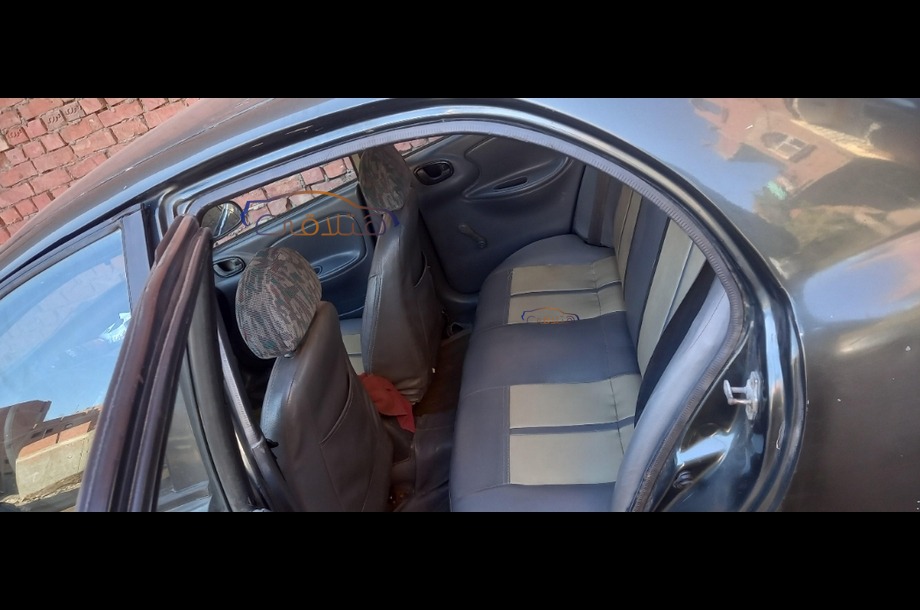 Nubira 2 Daewoo اخضر غامق