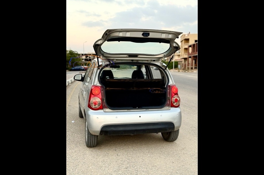 Picanto Kia فضي
