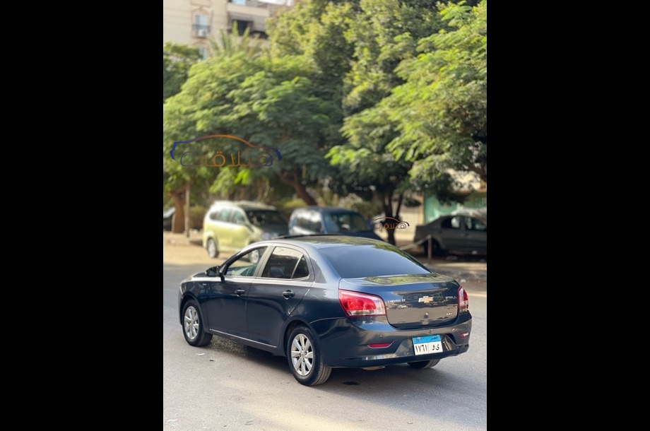 Optra Chevrolet الأزرق الداكن