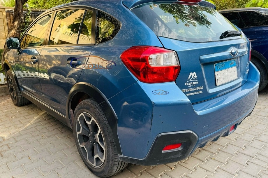 XV Subaru أزرق