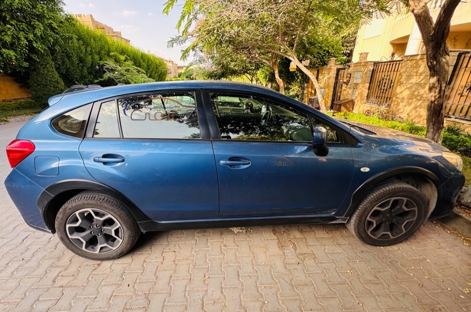 XV Subaru أزرق
