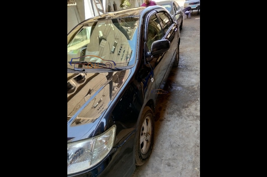 Corolla Toyota أسود